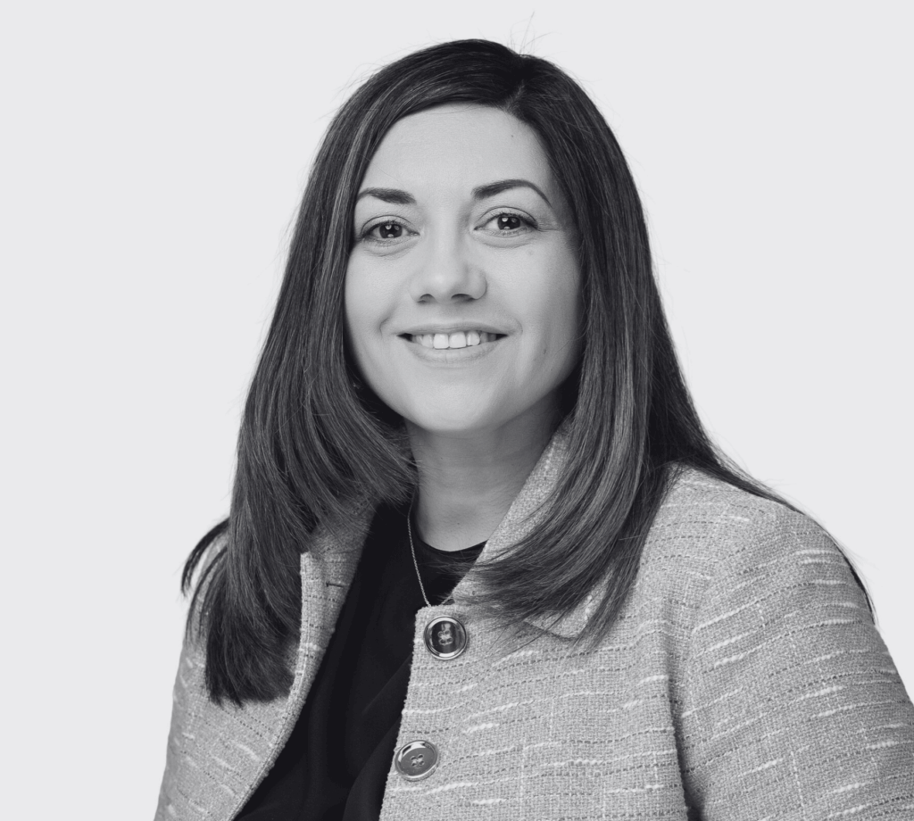 Irina Iozefson-Schneider BW