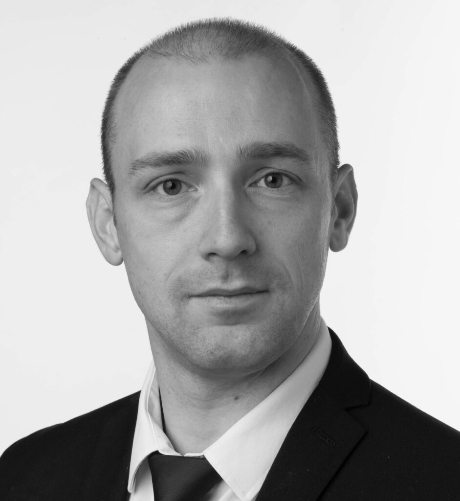 Matthew Knott