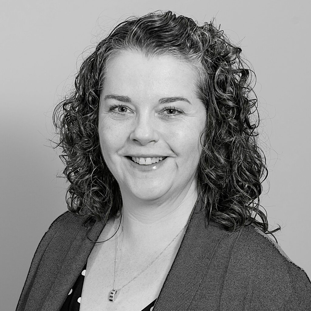 nicola askham_bw