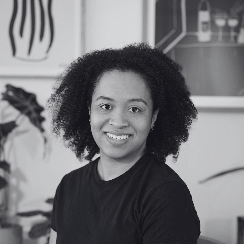 Yana Ballantyne BW